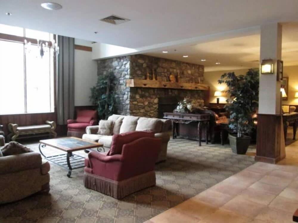 Gorgeous 1St Fl Mtn View Jiminy Suite Sleeps 4 Ski On Off Hancock Exteriér fotografie